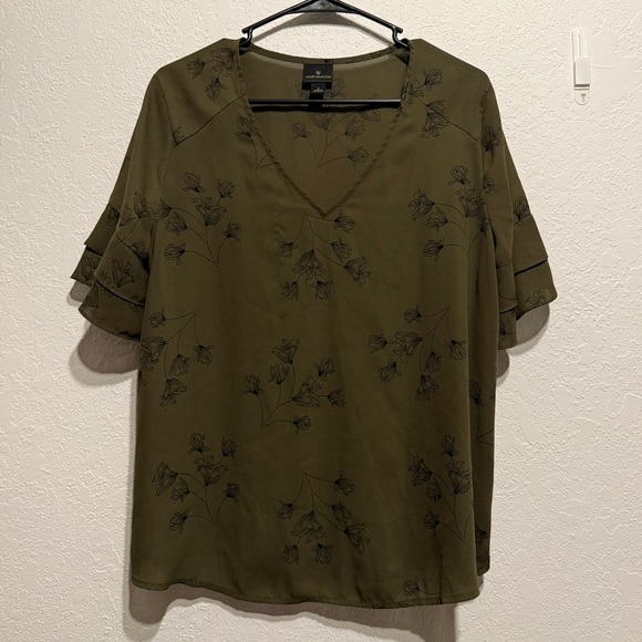 Worthington Olive Green Floral Ruffle Sleeve V-Neck Blouse Women’s Size Large - Picture 5 of 10